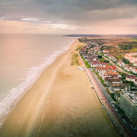 Spacious Seaside *