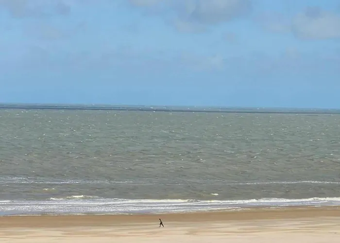 Spacious Seaside Appartamento